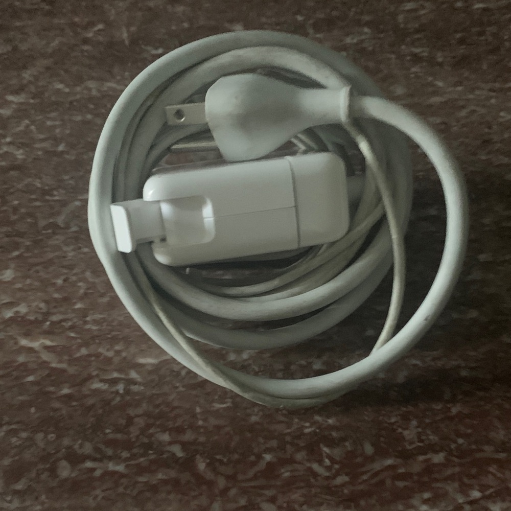 Apple white  Power Adapter with Cable